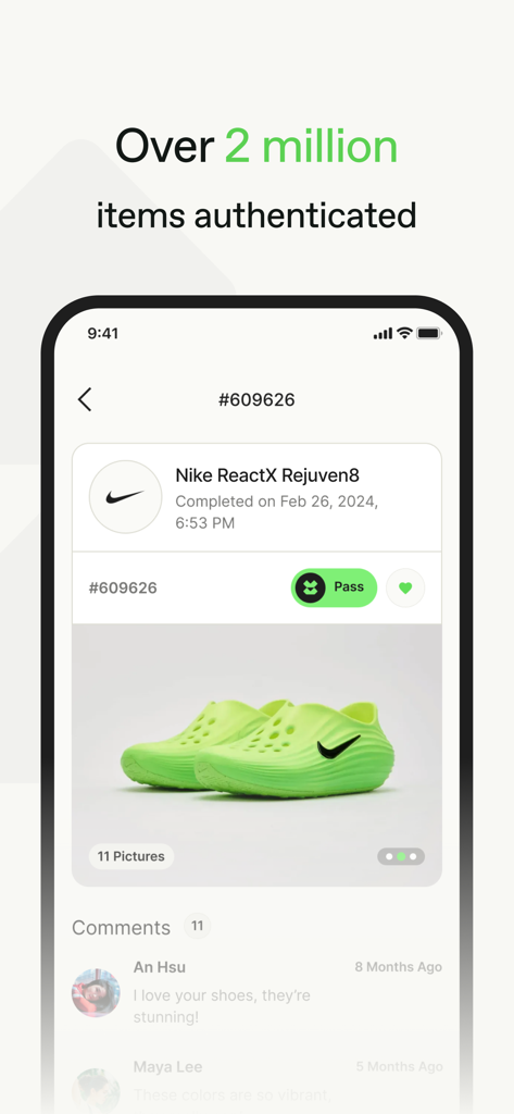 CheckCheck App - Interface of the CheckCheck app displaying a passed authentication for a pair of Nike sneakers.