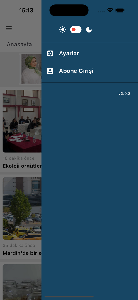 Birgün Gazetesi - 購読者ログインとライトダークモードトグルを示すBirgün Gazetesiアプリの設定メニュー