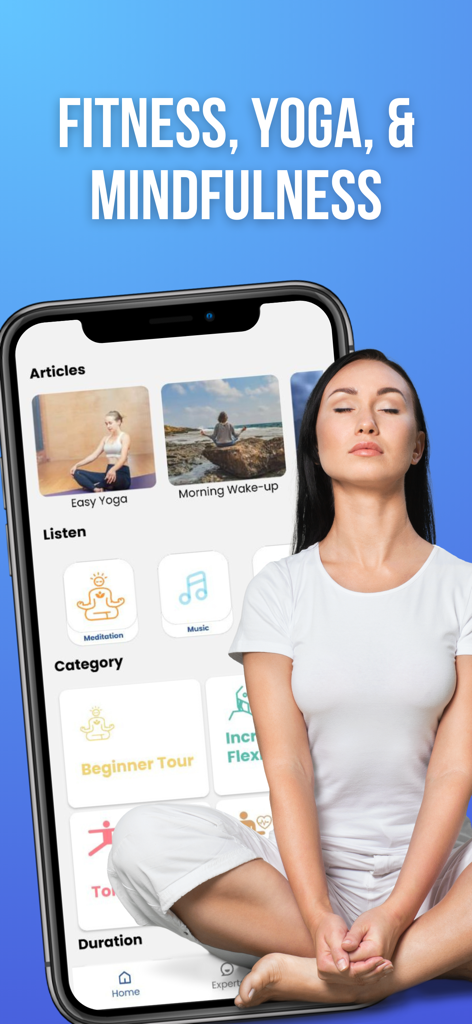 MantraCare - ヨガやマインドフルネスの記事が表示されているMantraCareアプリを前に瞑想している女性。