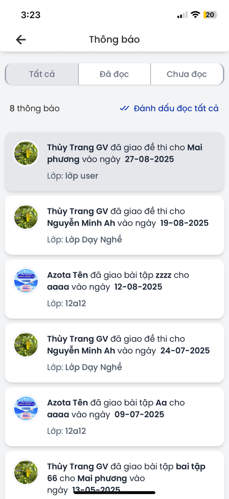 Azota Student - Azota Studentアプリの通知画面。学業課題と試験の更新のリストが表示されています。