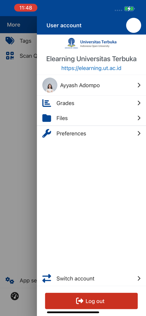 Schermata del menu dell'account utente nell'app TUTON con opzioni per voti, file e preferenze
