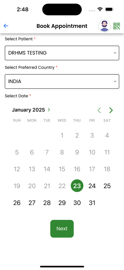 Schermata di prenotazione appuntamenti dell'app MHealth plus con calendario e selezione paziente