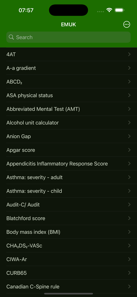 Lista de sistemas de puntuación médica en la aplicación de medicina de urgencias EMUk