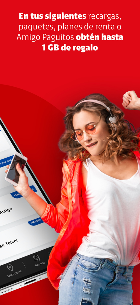 Glückliche Frau mit Kopfhörern feiert ein kostenloses 1 GB Datengeschenk von Claro Pay für Telcel-Aufladungen