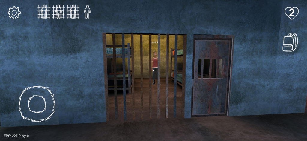 Grandpa and Granny 4 Online - Un personaje jugador atrapado detrás de barrotes de hierro en una celda de prisión dentro del juego Grandpa and Granny 4 Online