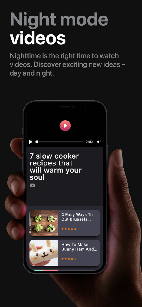 Women Fitness - Lose Belly Fat - iPhone mostrando videos de recetas saludables en modo nocturno dentro de la aplicación Women Fitness.