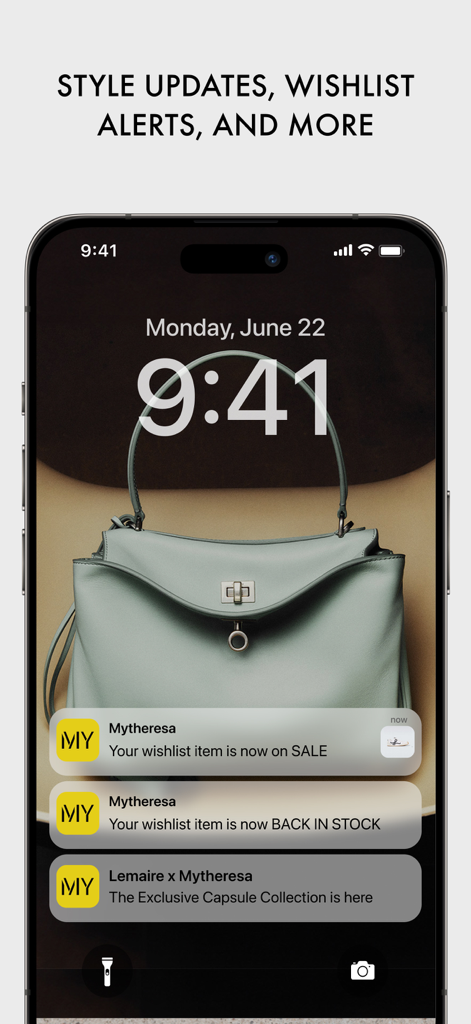 세일 및 독점 캡슐 컬렉션에 대한 Mytheresa 푸시 알림을 보여주는 iPhone 잠금 화면