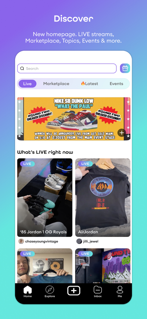 ezze: Stream, Shop & Socialize - The Discover screen of the ezze app showing live auctions for sneakers and vintage clothing