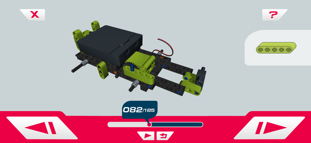 SCIENCE & PLAY BUILD - A 3D model assembly interface showing step 82 of a mechanical building project
