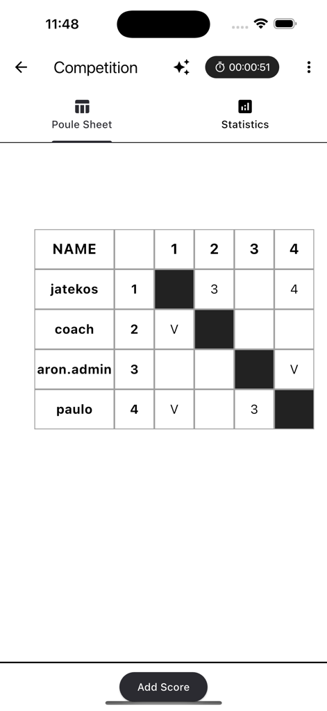 Clawer - A digital fencing poule sheet in the Clawer app showing a competition grid with fencer names and bout results