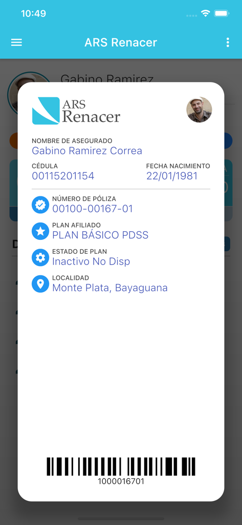 ARS Renacer - Carnet de seguro médico digital en la aplicación móvil ARS Renacer que muestra información de la póliza y un código de barras
