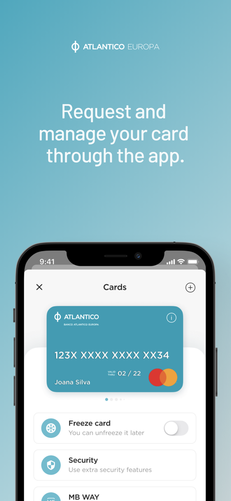 Ecrã da app móvel MY ATLANTICO para gerir um cartão bancário com opções para congelar o cartão e definir funcionalidades de segurança