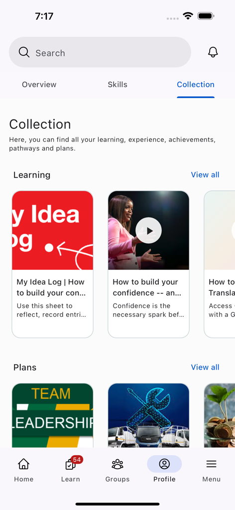 Degreed - Interfaz de la aplicación Degreed que muestra la pestaña Colección con recursos de aprendizaje profesional y planes de desarrollo.