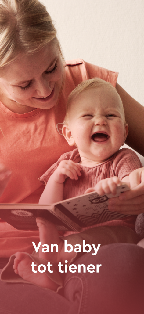 Partou kinderopvang - A smiling woman and a laughing baby reading a book together at Partou childcare