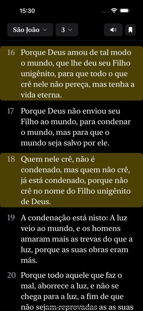 Bíblia Católica (Matos Soares) - Pantalla de lectura de la aplicación Biblia Católica Matos Soares mostrando el Evangelio de Juan en modo oscuro con versículos resaltados y opciones de audio.