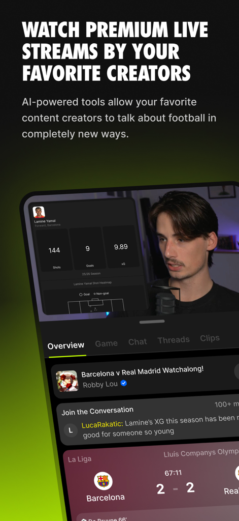 Interfaz de una aplicación móvil mostrando una transmisión de fútbol en vivo con comentarios de creadores, estadísticas de jugadores impulsadas por IA y chat en tiempo real.