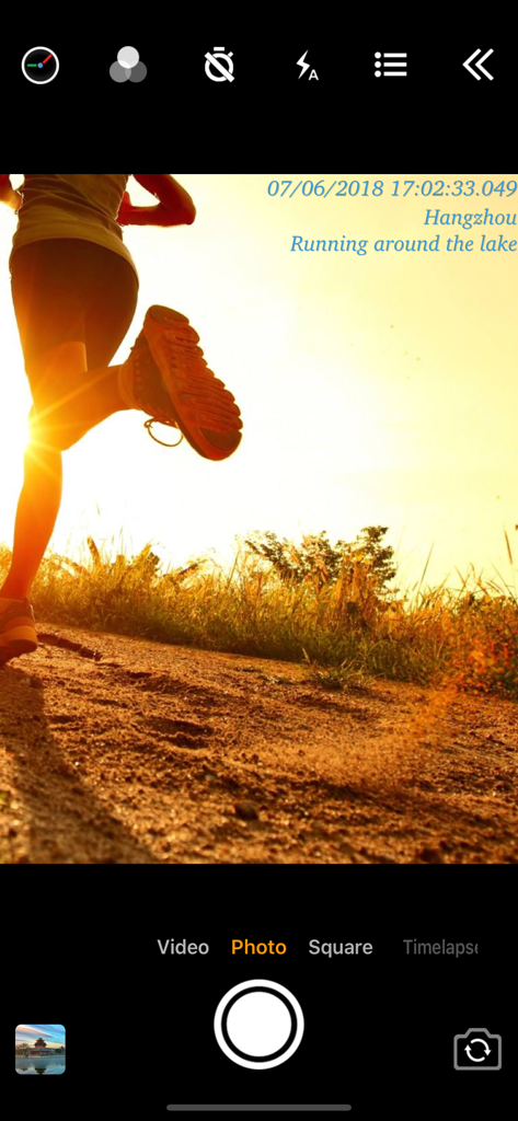 Screenshot of the app interface showing a photo of a runner with date time and location data