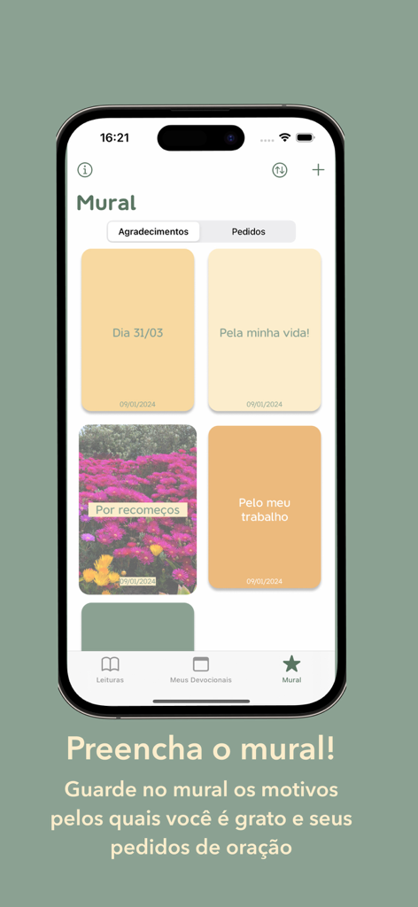 Meu Devocional - A mobile app screen showing the Mural feature of Meu Devocional with colorful cards for gratitude and prayer requests.
