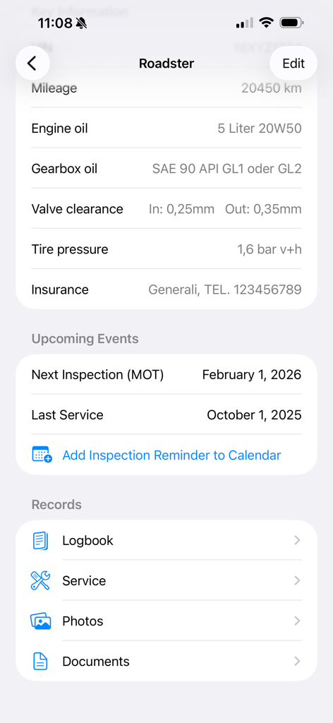 TOYZZ - Detailed vehicle overview in TOYZZ app showing technical specifications and service reminders for a Roadster car