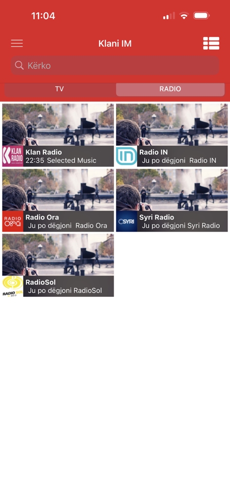 Klani IM - Interface of Klani IM app showing a list of Albanian radio stations