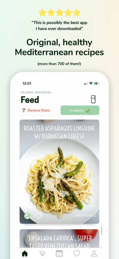 Recipe Keeper & Planner - Kuri - Interface de l'application Kuri affichant un flux de recettes méditerranéennes saines, y compris un plat de linguine aux asperges rôties.