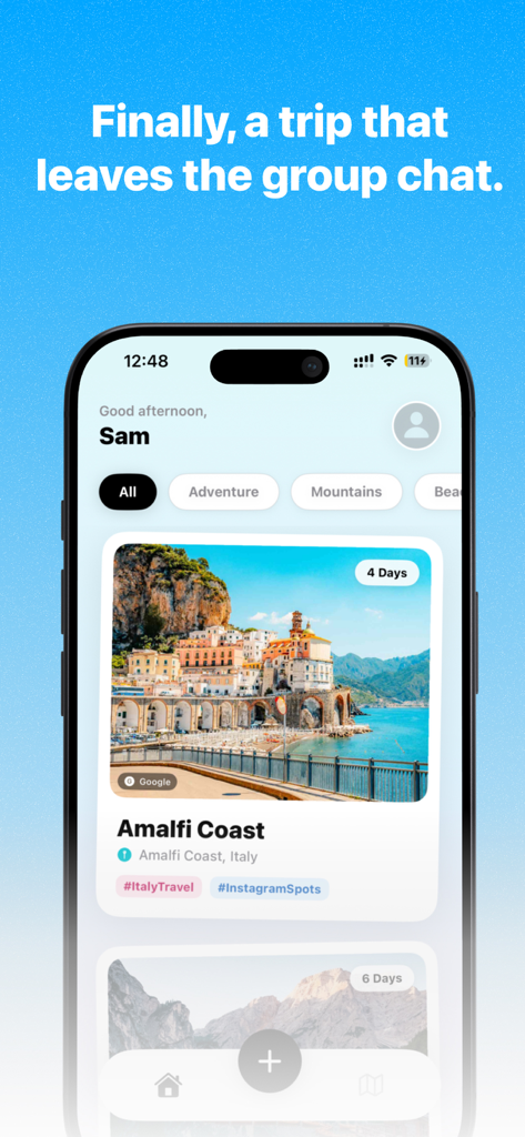 Vacay: Find Spots, Plan Trips - Interface do aplicativo Vacay mostrando ideias de viagens selecionadas, incluindo um roteiro de 4 dias pela Costa Amalfitana.