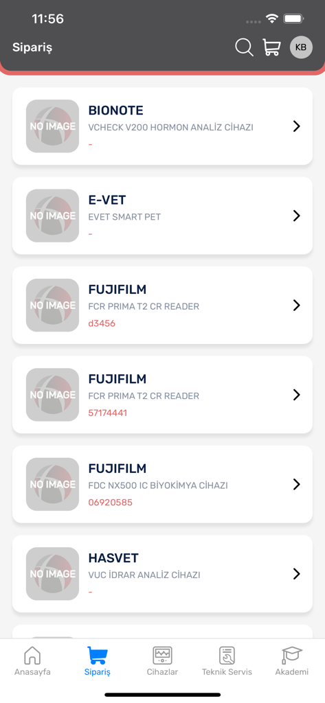 Hasvet - Interface móvel do aplicativo Hasvet mostrando uma lista de dispositivos médicos veterinários disponíveis para encomenda, incluindo as marcas Fujifilm e Bionote.