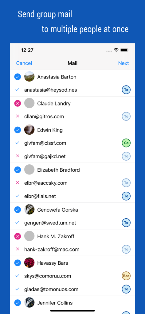 Interface for selecting multiple contacts and managing recipients for group emails with CC and BCC options