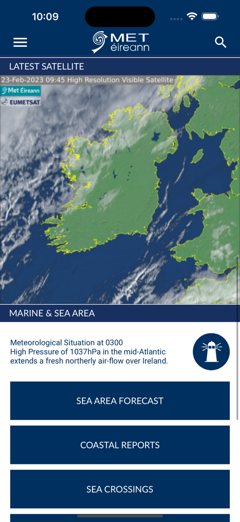 Capture d'écran de l'application Met Éireann montrant une carte satellite haute résolution de l'Irlande et les sections de prévisions maritimes