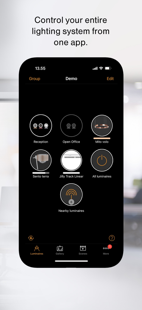 Smartphone-Bildschirm, der das Casambi-App-Dashboard mit verschiedenen Leuchtensteuerungs-Icons und Gruppen anzeigt