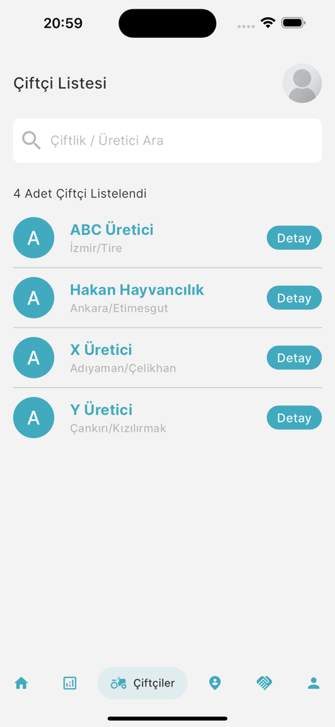 Mobile App-Oberfläche, die eine durchsuchbare Liste von Milchbauern mit Detail-Schaltflächen anzeigt