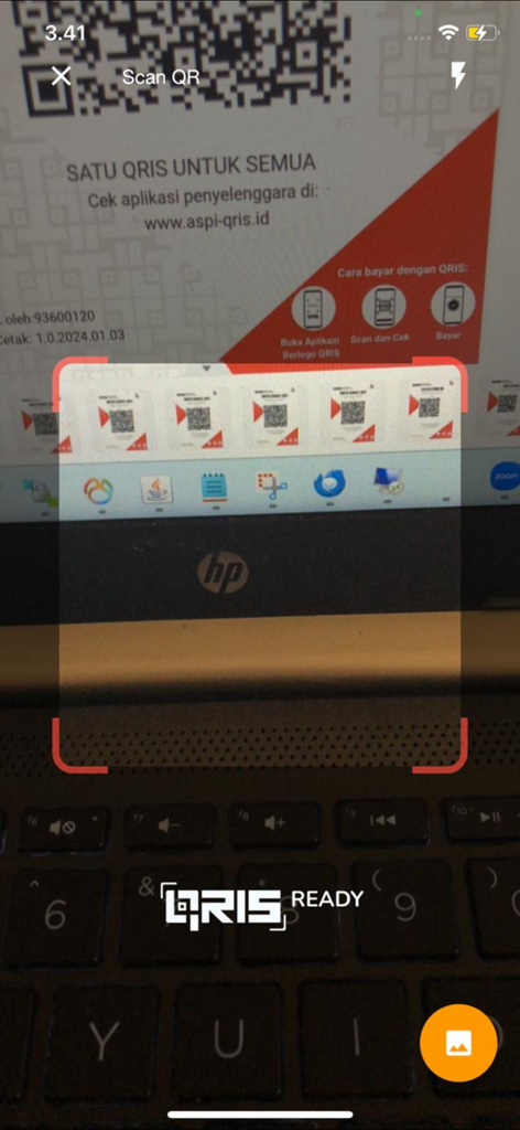 Sumut Mobile app interface showing the QR code scanner for making QRIS payments.