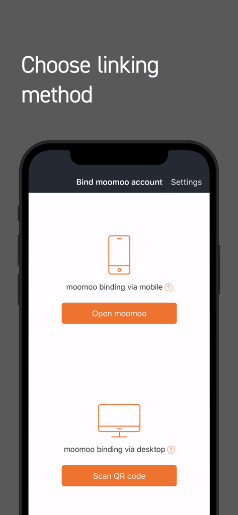 Moomoo token app screen showing options to link an account via mobile app or desktop QR code