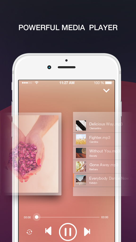 Interface do reprodutor de música móvel mostrando uma playlist de arquivos MP3 e controles de reprodução