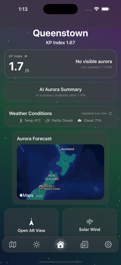 AuroraWatch: Aurora Alerts - AuroraWatch app home screen displaying KP index weather conditions and aurora forecast map for Queenstown