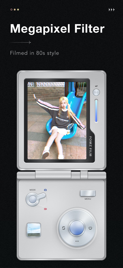 Interface de caméra vintage dans l'application Fomz présentant un filtre mégapixel style années 80