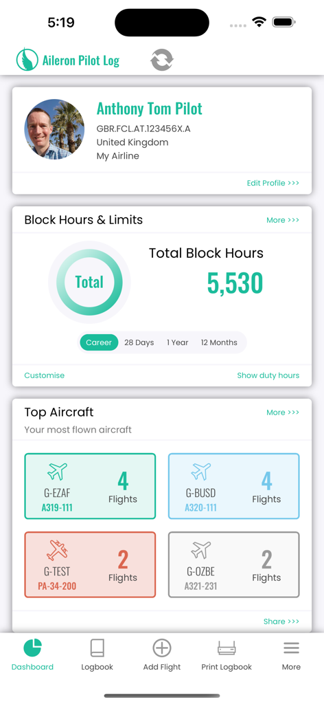 Panel de Aileron Pilot Log que muestra las horas totales de vuelo y las estadísticas de las aeronaves principales.