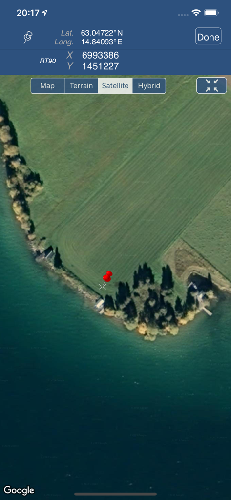 Swedish Coordinates - Satellite map view in the Swedish Coordinates app showing RT90 and GPS coordinate data