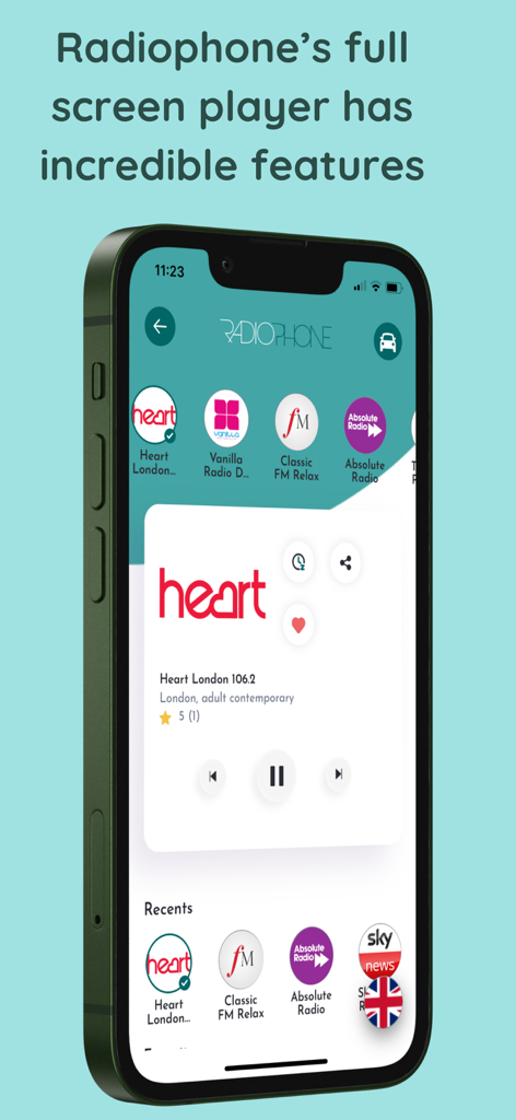 RadioPhone: Live Radio Station - Interfaz del reproductor de pantalla completa de la aplicación RadioPhone que muestra una estación de radio en vivo y controles de reproducción