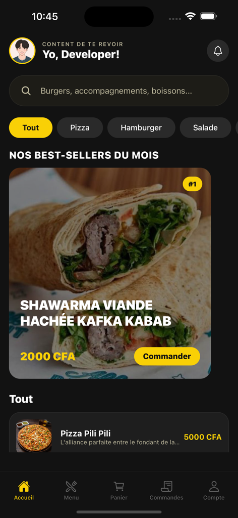 Shawarma House App Home-Bildschirm mit einer hervorgehobenen Shawarma-Fleischspieß und Lebensmittelkategorien wie Pizza und Burger
