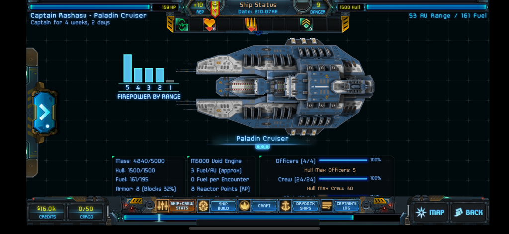 Bildschirm mit Schiffsstatus und technischen Statistiken für einen Paladin-Kreuzer in Star Traders Frontiers.