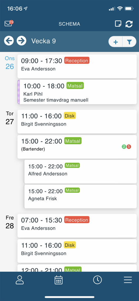 Caspeco Cloud - Weekly shift schedule in the Caspeco Cloud app showing employee names and working hours for reception and dining areas.