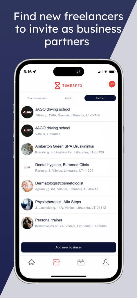 프리랜서와 파트너를 찾기 위한 전문 서비스 비즈니스 목록을 보여주는 Timespex 모바일 앱 인터페이스