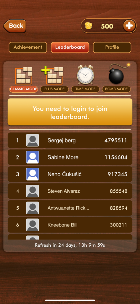 Leaderboard screen in Woody Extreme Block Puzzle showing top player rankings and game mode selections like Classic, Plus, Time, and Bomb.