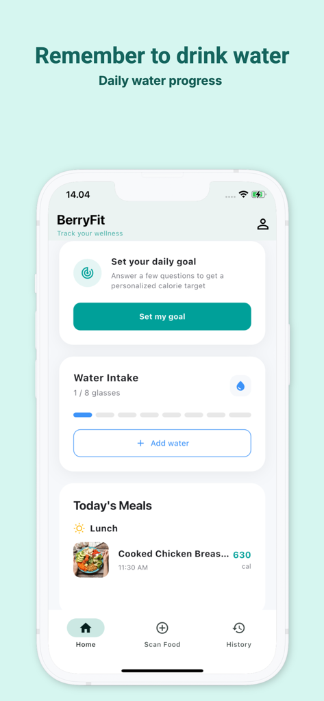 BerryFit - AI Food & Calories - BerryFit 앱 홈 화면에 일일 수분 섭취 진행률 및 칼로리 추정치가 포함된 추적된 식사 표시