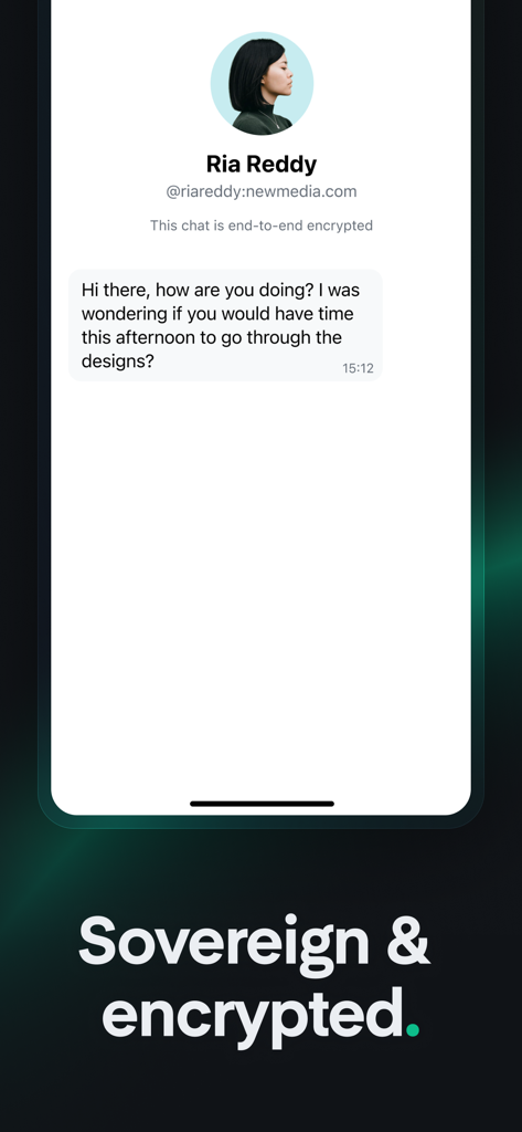 Element Pro for workのモバイルインターフェース。プロフェッショナルな連絡先とのエンドツーエンド暗号化されたチャットが表示されています。