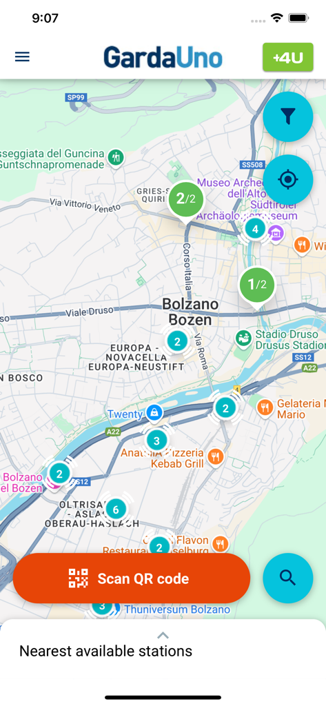 Garda Uno Green Mobility - Map interface of the Garda Uno Green Mobility app showing electric vehicle charging station locations and availability in Bolzano.