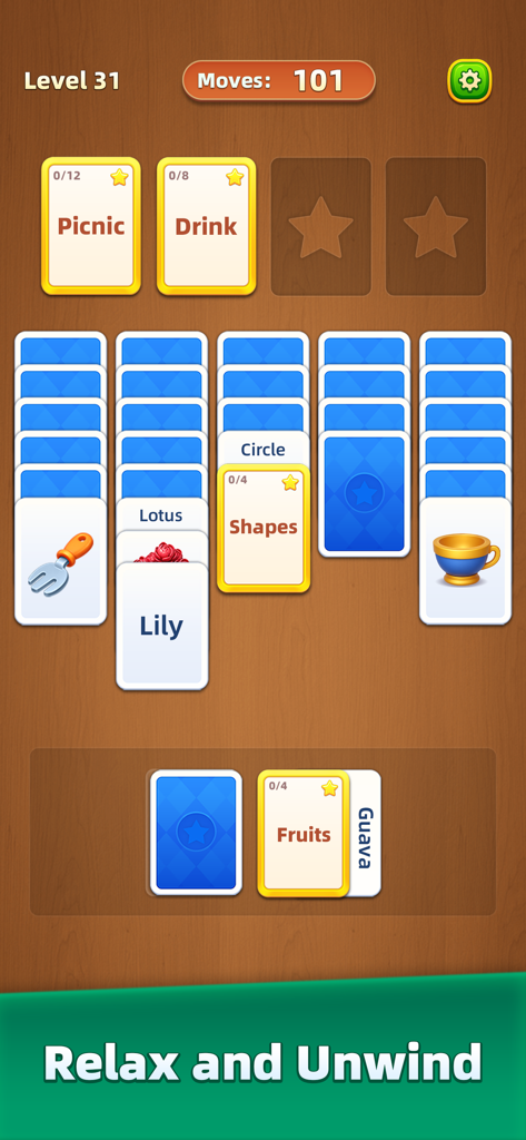 Word MindSort: Solitaire - 단어 카드와 범주 더미가 있는 Word MindSort 솔리테어 게임 보드