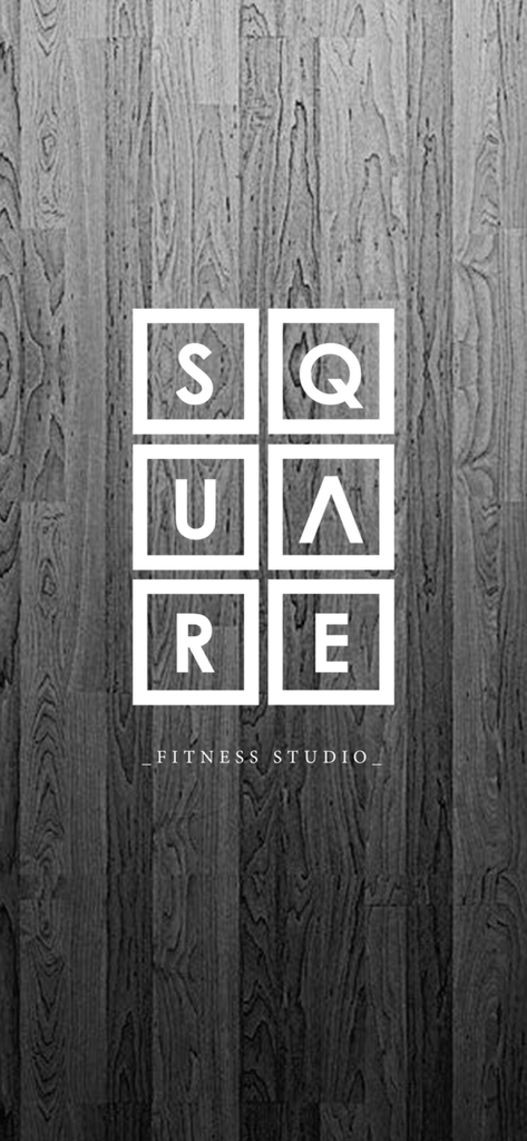 SQUARE Fitness Studio - Logo di SQUARE Fitness Studio su sfondo di legno scuro