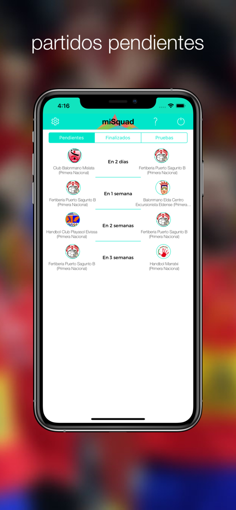 Interfaz de la aplicación iSquad PDC que muestra una lista de próximos partidos de balonmano y horarios de equipos